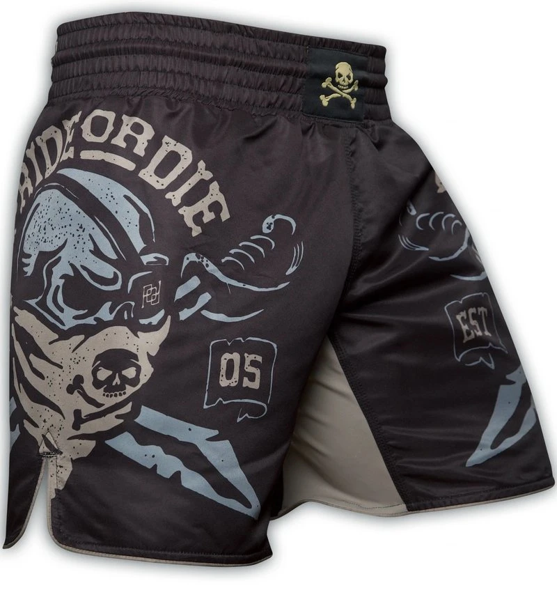 Pride Or Die Pirate Fight Shorts Zwart Vechtsportbroek - Image 2