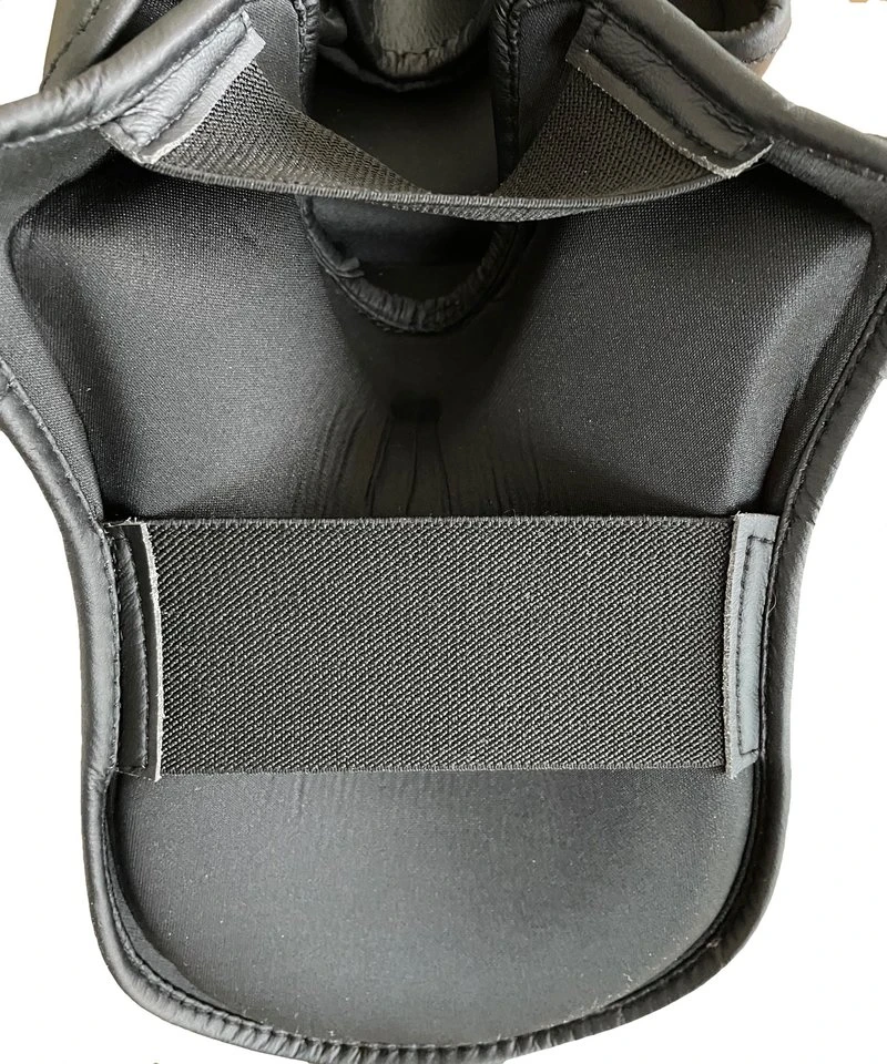 PunchR™ Electric Kickboks Muay Thai Scheenbeschermers Zwart Wit Microfiber - Image 3