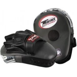 Twins Deluxe Punching Focus Mitts Pads PML 15 Leer