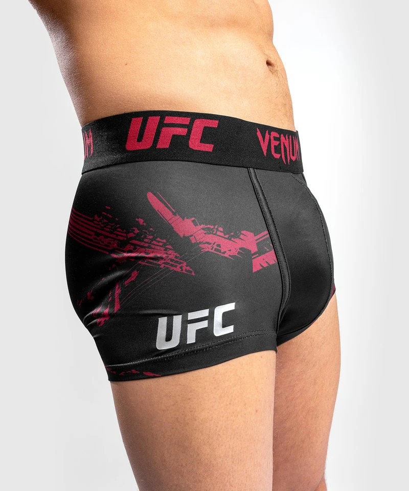 UFC Venum Authentic Fight Week 2.0 Boxershort Voor Heren Zwart Rood - Image 2