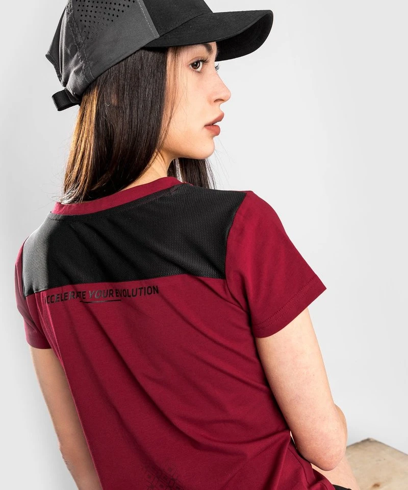 UFC Venum Performance Institute T-Shirt Dames Rood