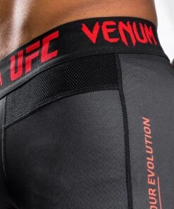 UFC X VENUM Performance Institute Sportlegging Spats Zwart Rood