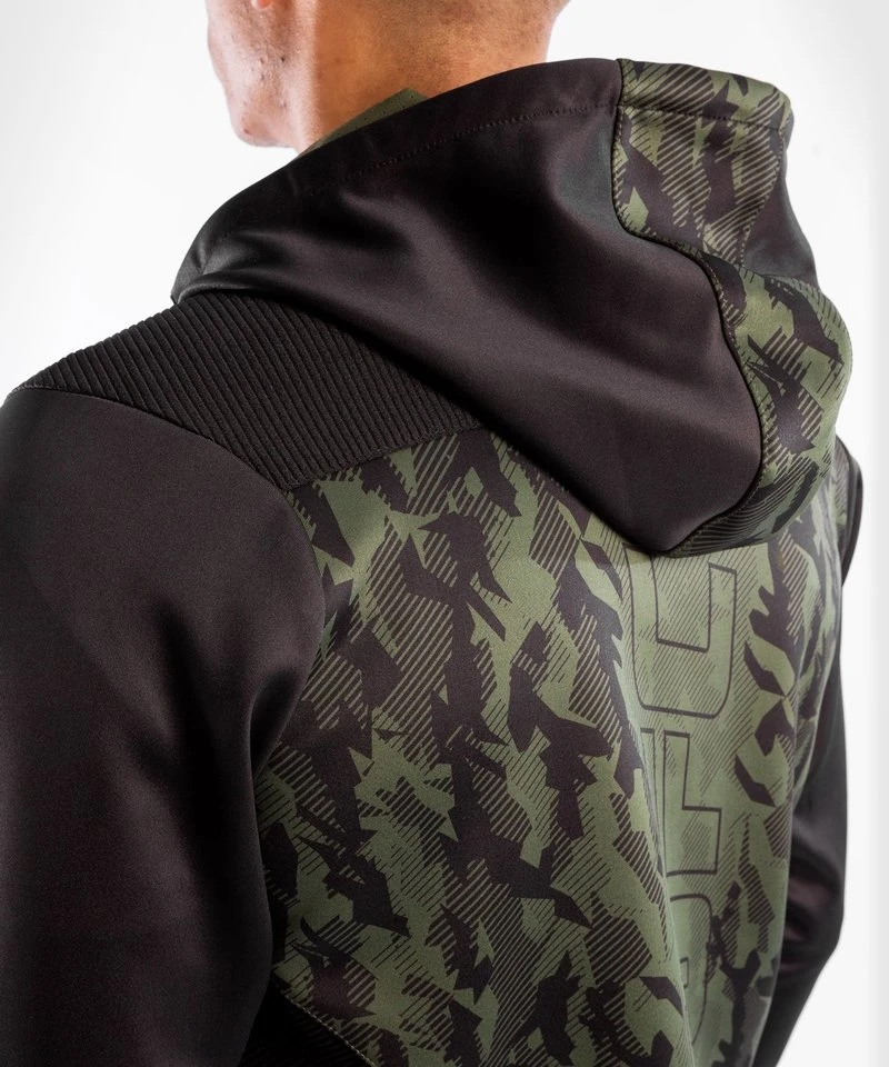 UFC Venum Authentic Fight Week Hoodie Met Rits Kaki - Image 5