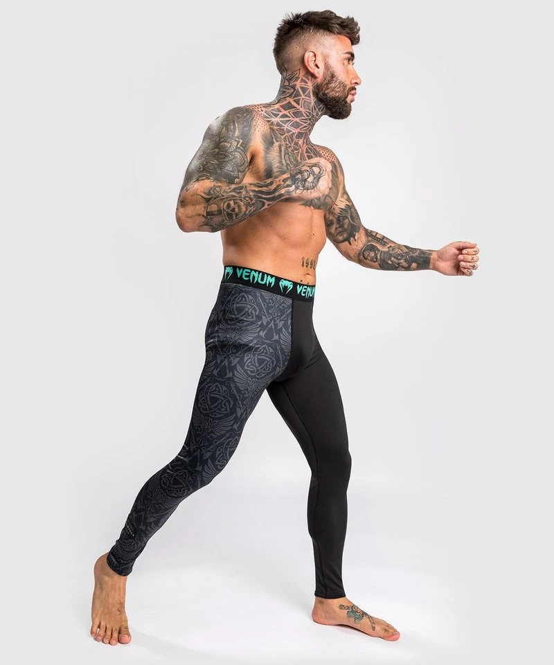 Venum Assassin's Creed Reloaded Sportlegging Spats Zwart - Image 3