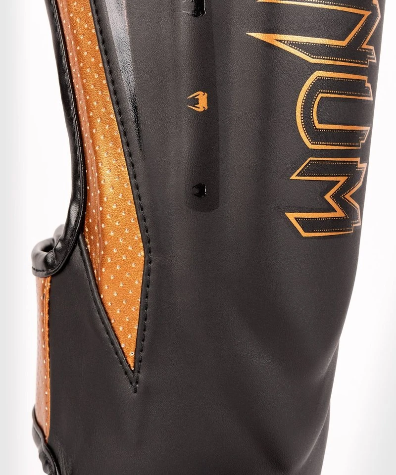 Venum Elite Evo Kickboks Scheenbeschermers Zwart Brons - Image 5