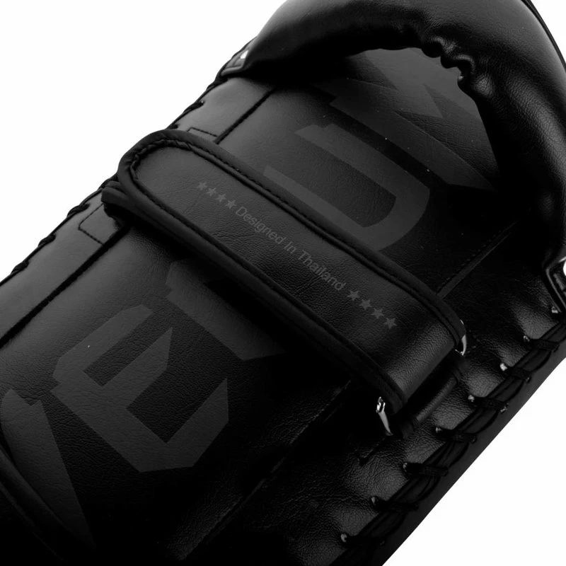 Venum Giant Kick Pads Thai Pads Zwart Zwart - Image 4