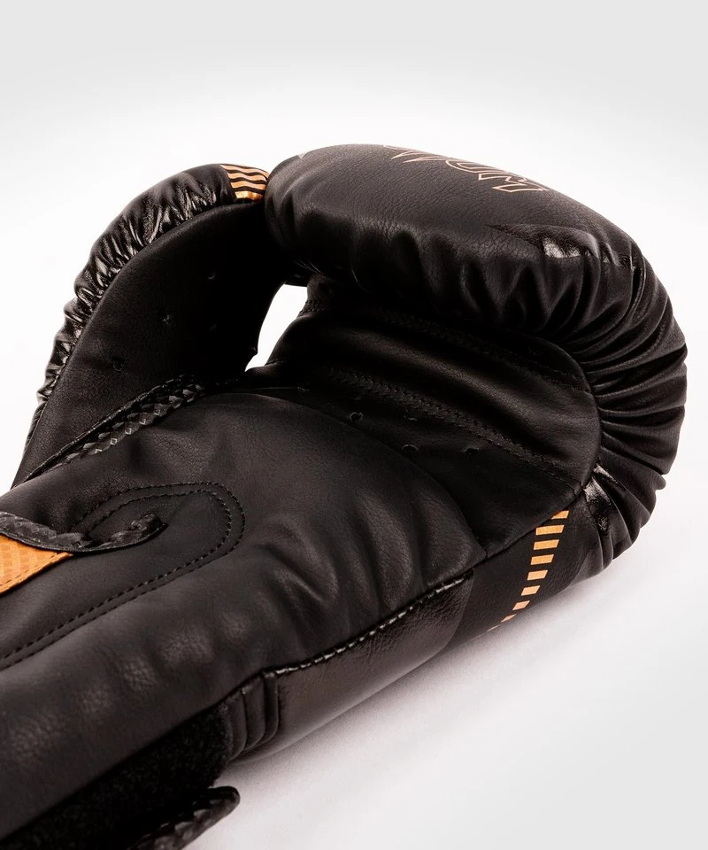 Venum Impact Muay Thai Bokshandschoenen Zwart Brons - Image 4