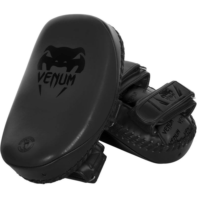 Venum Light Kick Pads Skintex Leer Zwart Op Zwart - Image 2