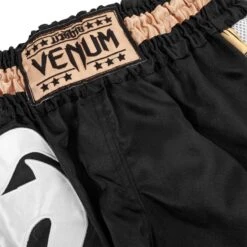Venum Muay Thai Shorts Giant Zwart Goud Wit