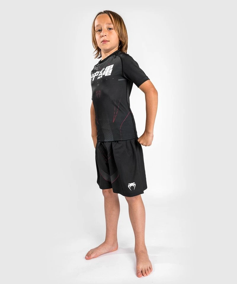 Venum OKINAWA 3.0 Rash Guard Kids Zwart Rood - Image 4