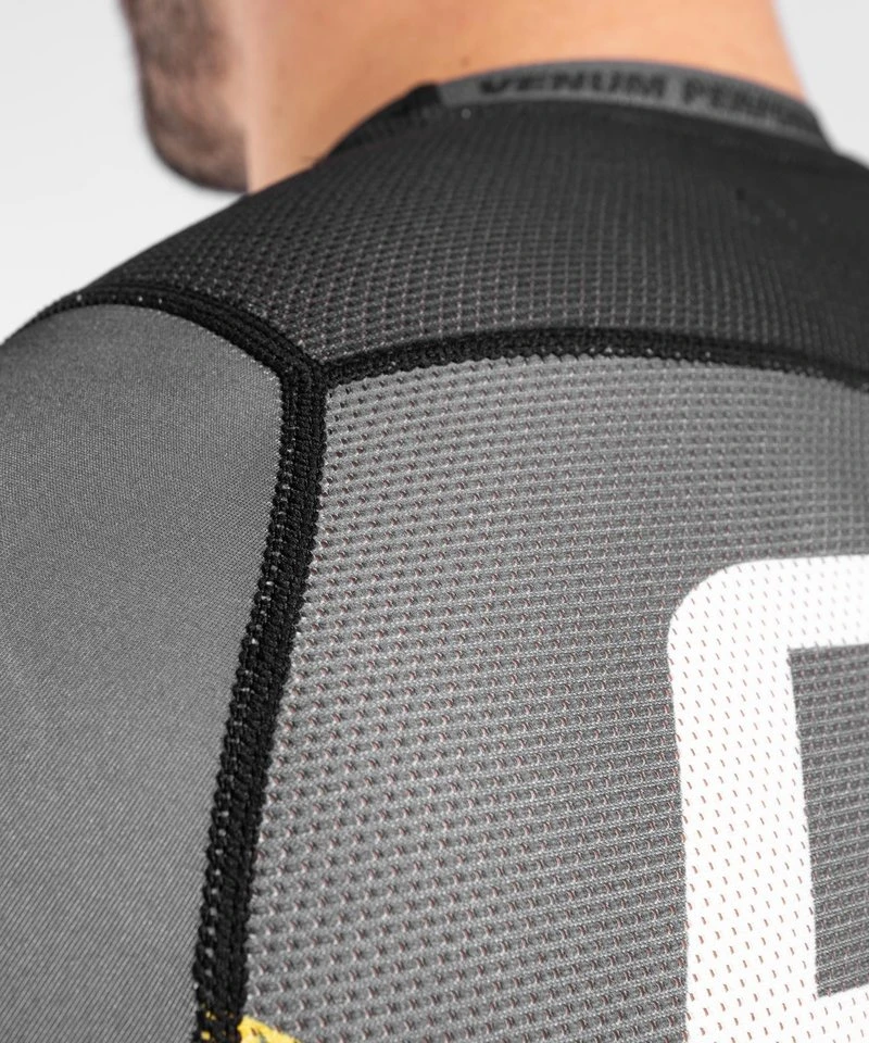 Venum ONE FC Impact Rashguard L/S Grijs Geel - Image 5