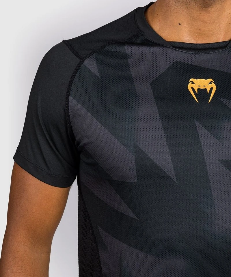 Venum Razor Dry Tech T-shirt Zwart Goud - Image 3
