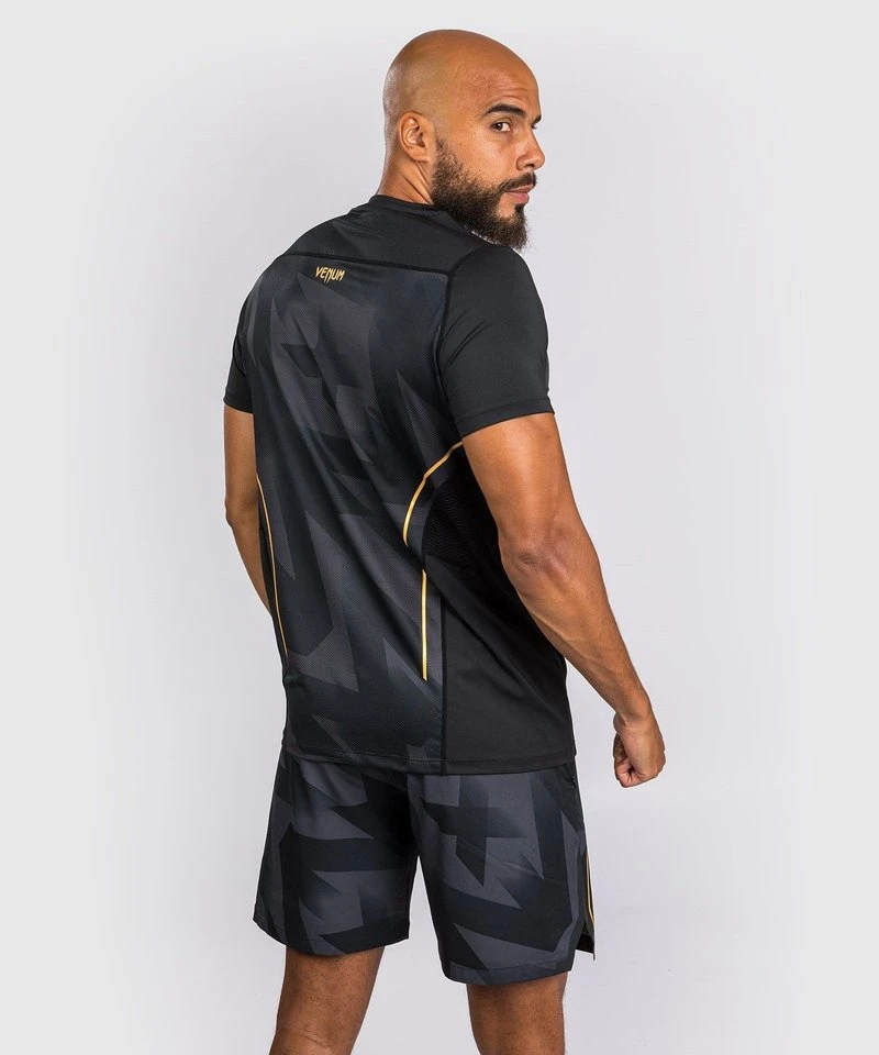Venum Razor Dry Tech T-shirt Zwart Goud