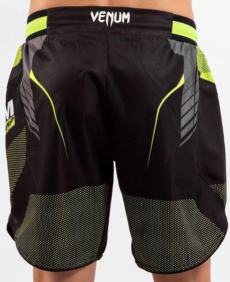 Venum Training Camp 3.0 Fight Shorts Zwart Geel - Image 7