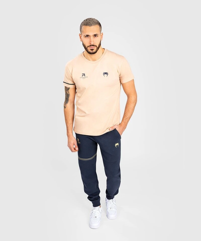 Venum X RAJADAMNERN Katoenen T-shirt Zand - Image 2